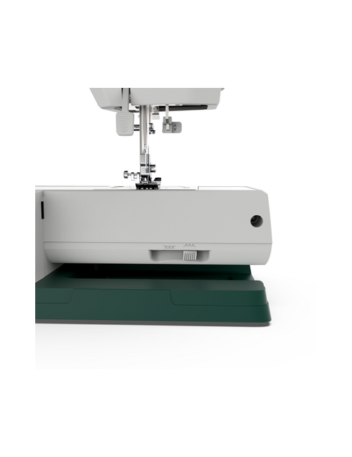 Máquina de coser especial "jeans"  NECCHI Q421A